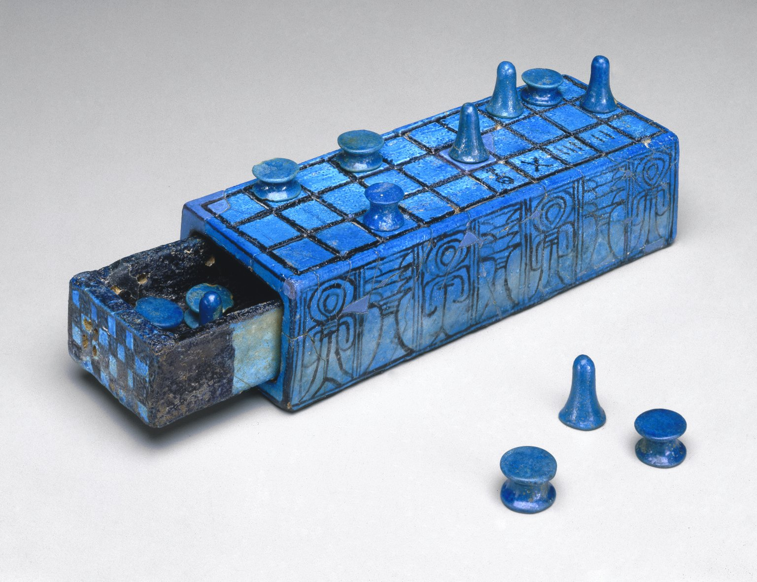 Senet game set