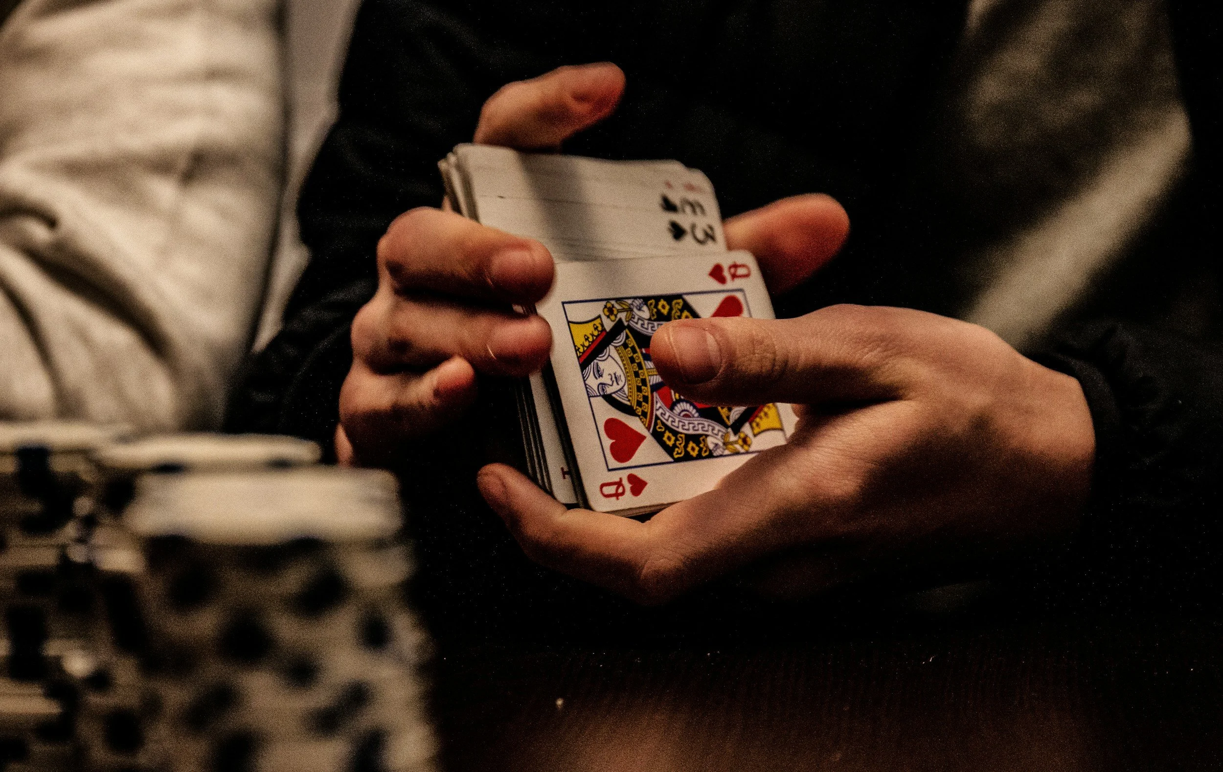 Unexpected Mistakes Even Pros Make in Online Poker