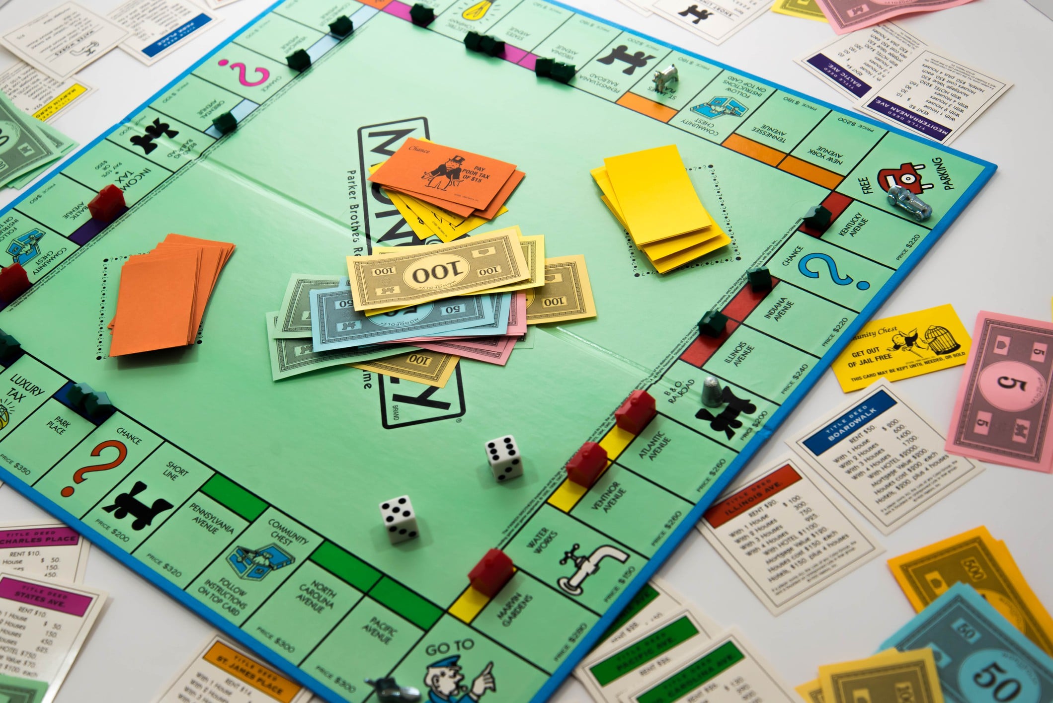 What Board Games and Casual Slots Have in Common