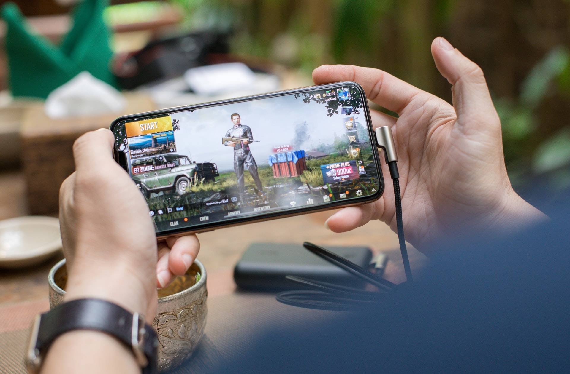 The 7 Best Mobile RPGs With Major Celebrity and Pop Culture Crossovers