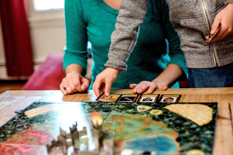 What MMORPGs Can Learn From Cooperative Board Games