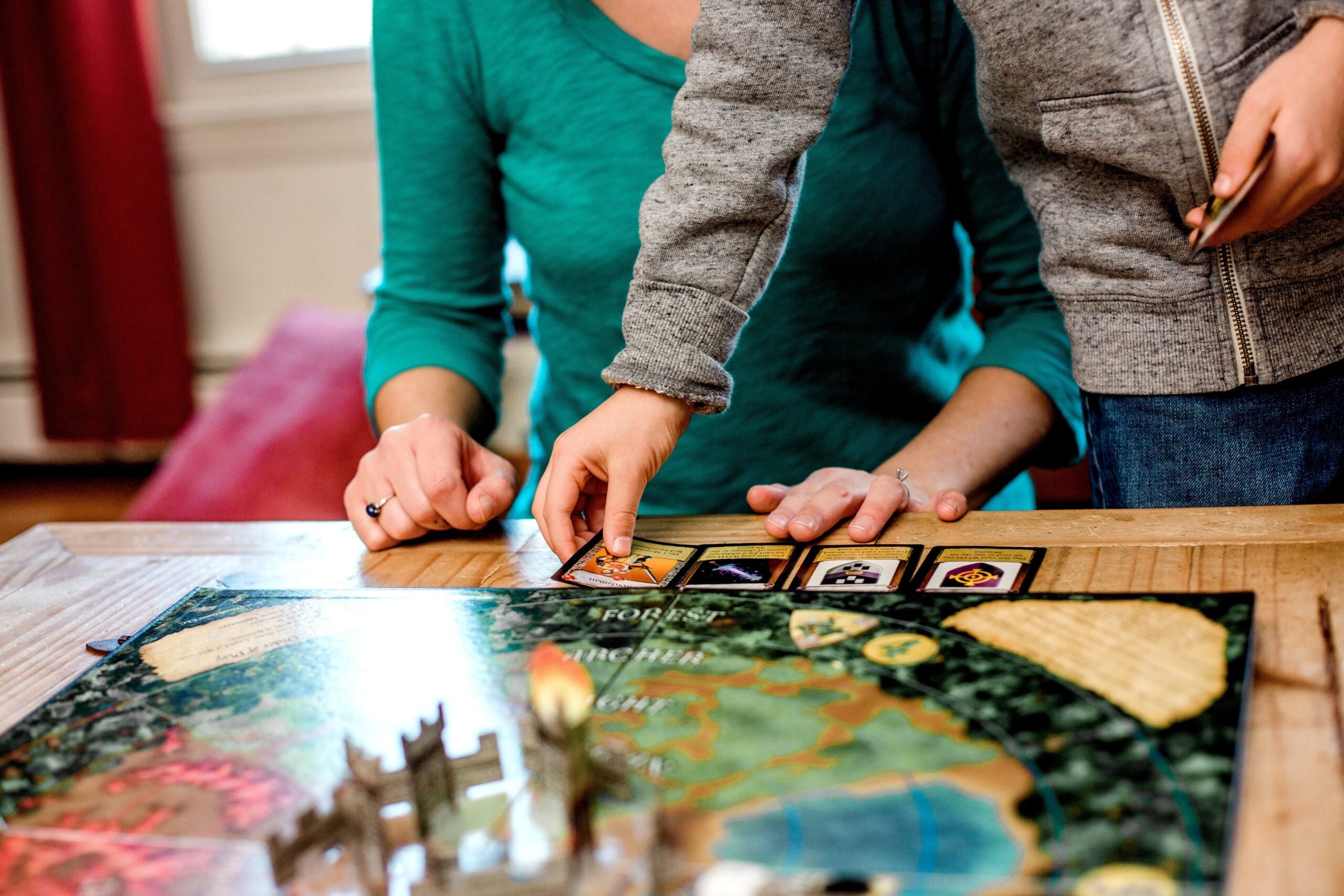 What MMORPGs Can Learn From Cooperative Board Games